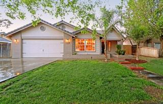 100 Cantebury Dr, Lemoore, CA 93245-4323