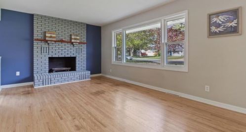 3759 Howard Ave, Saint Paul MN  55110-4726 exterior