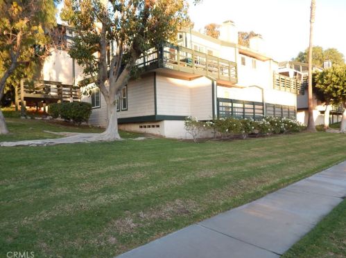 2041 Orchard Dr, Placentia, CA 92870-5542
