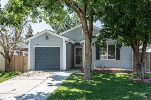17928 Bethany Pl, Denver CO  80013-6460 exterior