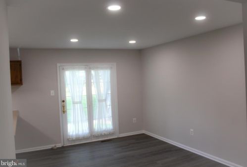 15034 Shamrock Ridge Rd, Silver Spring MD 20906-6107 exterior