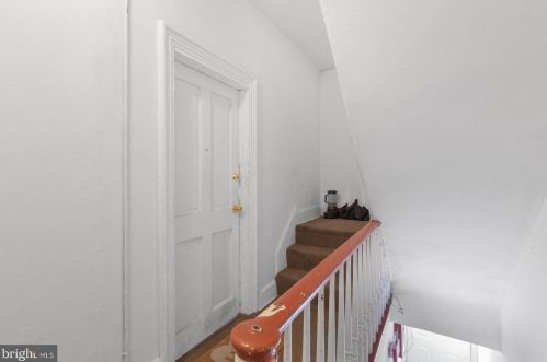 1138 19 St, Philadelphia PA  19146-2936 exterior