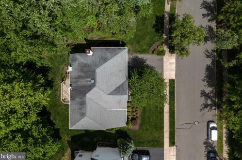 38 Blackstone Dr, Princeton, NJ 08540-7903