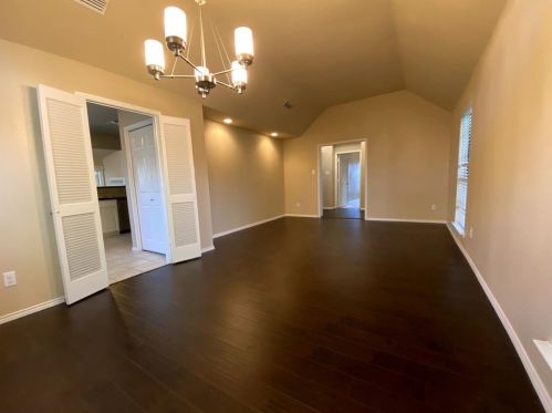 2902 Princewood Dr, Garland, TX 75040-8782