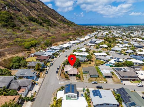 909 Aipo St, Honolulu HI  96825-2521 exterior