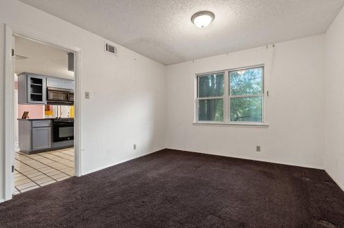 7204 Bucknell Dr, Austin TX  78723-1630 exterior