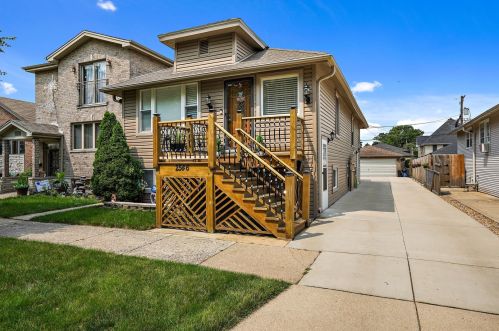 2546 Budd St, River Grove, IL 60171-1737