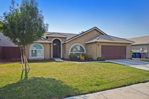 227 Sunburst St, Los Banos, CA 93635-9238