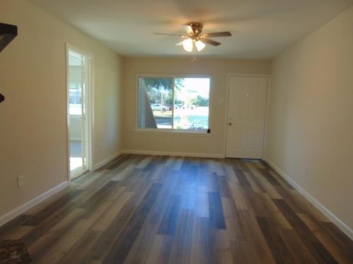 1605 Bosque Dr, Garland TX  75040-5305 exterior