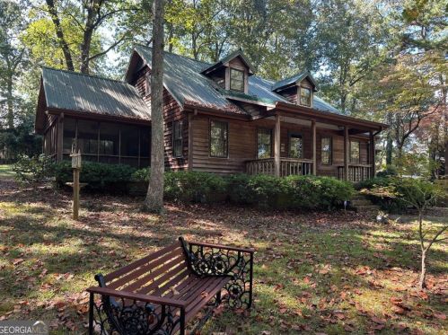 1677 Grandeus Ln, Stone Mountain, GA 30087-3246