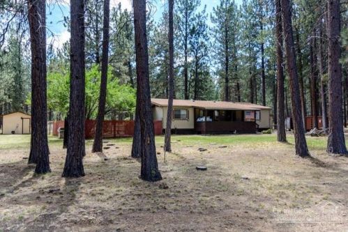 14631 Bluegrass Loop, Black Butte Ranch OR  97759-3114 exterior