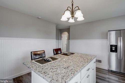 210 Rosedale Ave, Lancaster PA  17603-5708 exterior