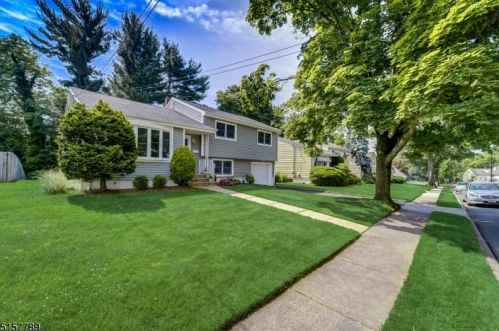84 Bellevue Ter, Bloomfield, NJ 07003-3138