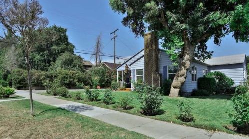 292 8th Ave, Upland, CA 91786-5403