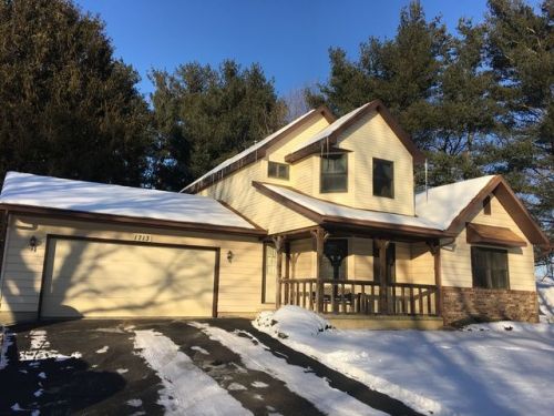 1713 2525th Rd, Ottawa, IL 61350-9329