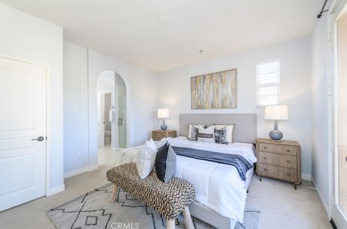 39 Tall Oak, Irvine CA  92603-4213 exterior