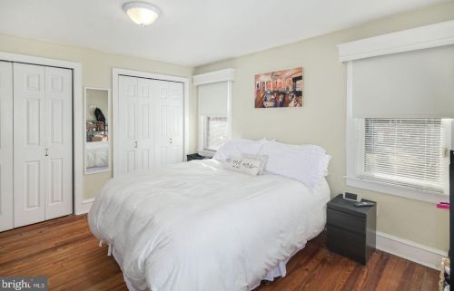 131 Colonial Ave, Haddonfield NJ 08033-1503 exterior