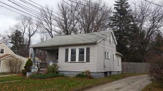 512 Elm St, Concord Township OH  44077-4325 exterior