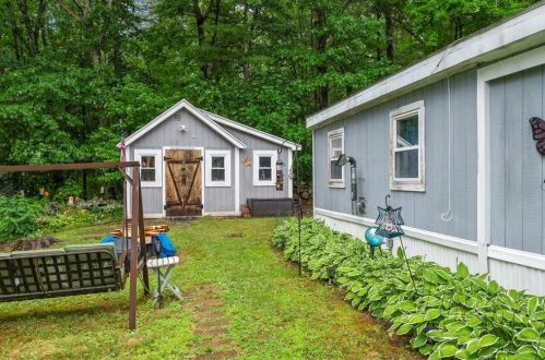 59 Hillside Dr, Burrillville, RI 02839-1152