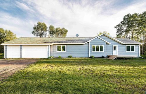 5883 Jean Duluth Rd, Duluth, MN 55803-9747