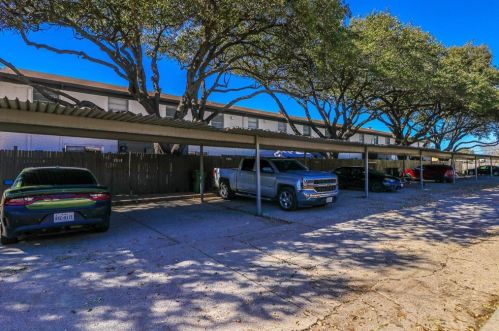 5020 Cloyce Ct, Fort Worth TX  76180-6945 exterior