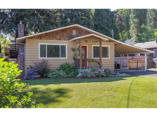 513 2nd St, Rainier, OR 97048-2812