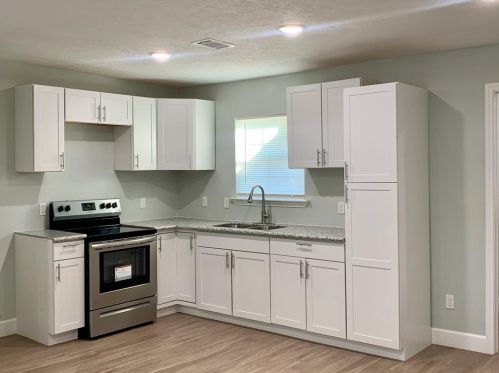 9234 Carlow Ln, Morgans Point, TX 77571-3931