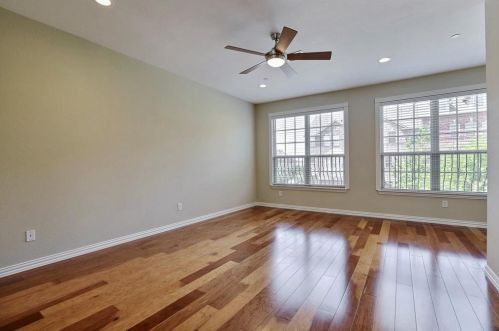 7814 Liverpool Ln, Irving TX 75063-3506 exterior