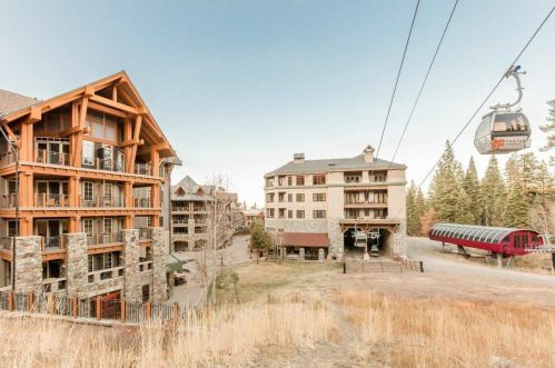 5001 Northstar Dr, Truckee CA  96161-4236 exterior