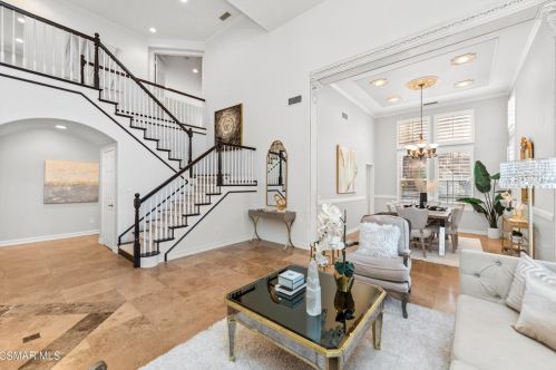 531 Granite Hl St, Simi Valley CA 93065-0608 exterior