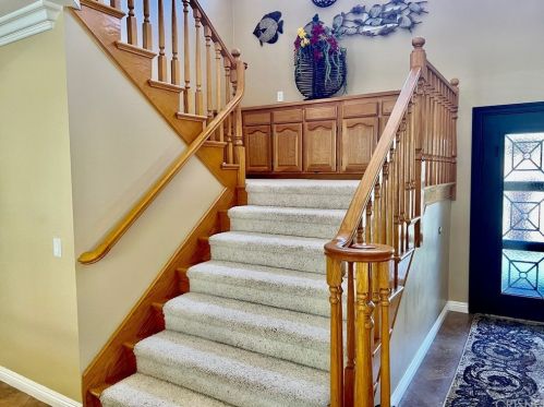 5325 Seneca Pl, Simi Valley CA 93063-2053 exterior