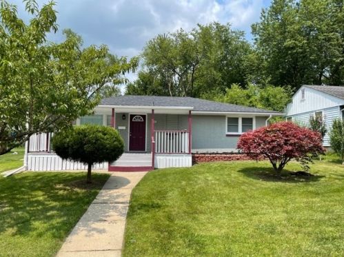 1861 Summit Ave, Kankakee, IL 60901-5745