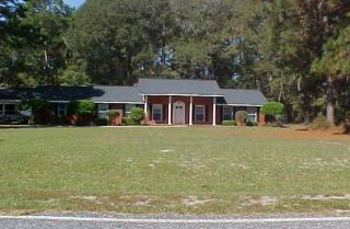 134 Mimosa Dr, Baxley, GA 31513-3297