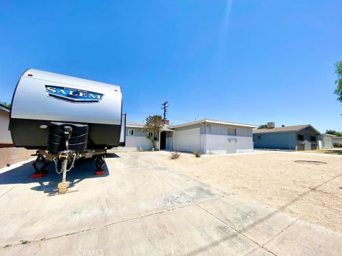 44732 Stanridge Ave, Lancaster CA 93535-2523 exterior