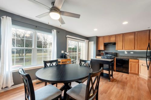 585 Yorkshire Ln, Pingree Grove IL  60140-9159 exterior