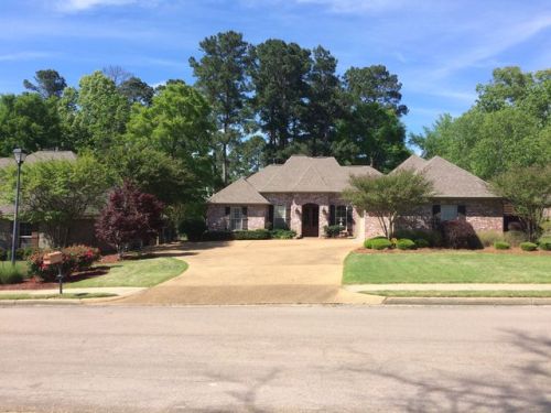 428 Meadowgreen Ln, Way, MS 39046-9207