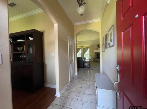209 Maggie Cir, Flint, TX 75762-9524
