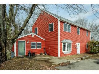 252 Holly Ln, Portsmouth, NH 03801-4700