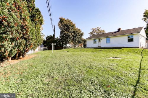 86 Victoria Ln, Lancaster PA  exterior