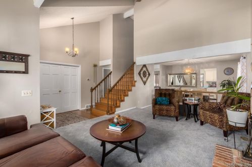 7556 Rosemary Cir, Englewood CO 80112-6421 exterior