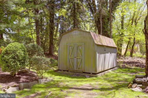 17 Wilburtha Rd, Trenton NJ 08628-2653 exterior