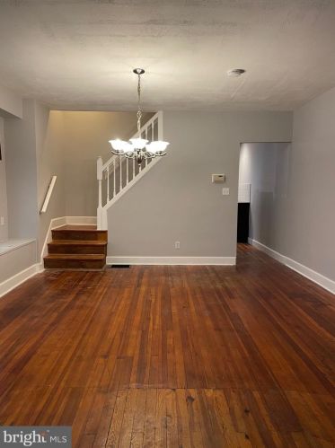 41 New Cedar Ln, Trenton NJ  08610-6319 exterior