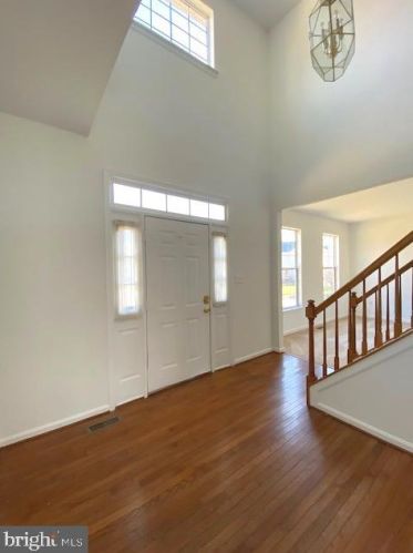 18868 Crossroads Ct, Triangle VA  22172-2026 exterior