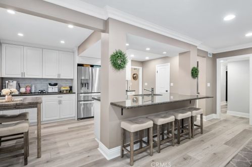 2405 Avalon Ave, Santa Ana CA 92705-7903 exterior