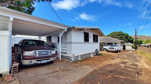 3622 Maunalei Ave, Honolulu HI  96816-2322 exterior