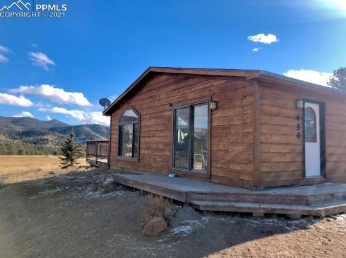 450 Wavelyn Ann Dr, Twin Rock, CO 80816-8814