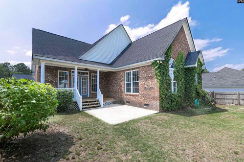 50 Paces Run, Lugoff, SC 29078-9572