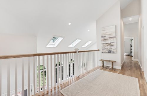 35 Hilltop Rd, Norwalk CT  06854-5001 exterior