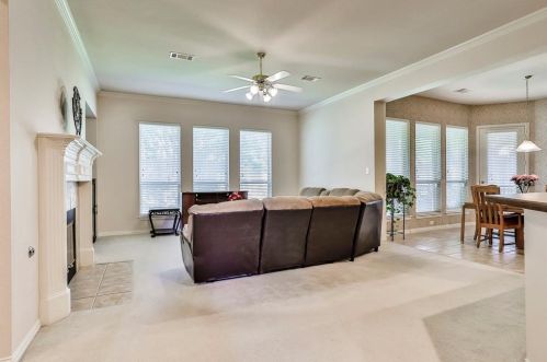 8020 Ocean Dr, Fort Worth TX  76123-1895 exterior