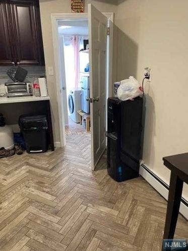 1035 23rd St, Paterson, NJ 07513-1622